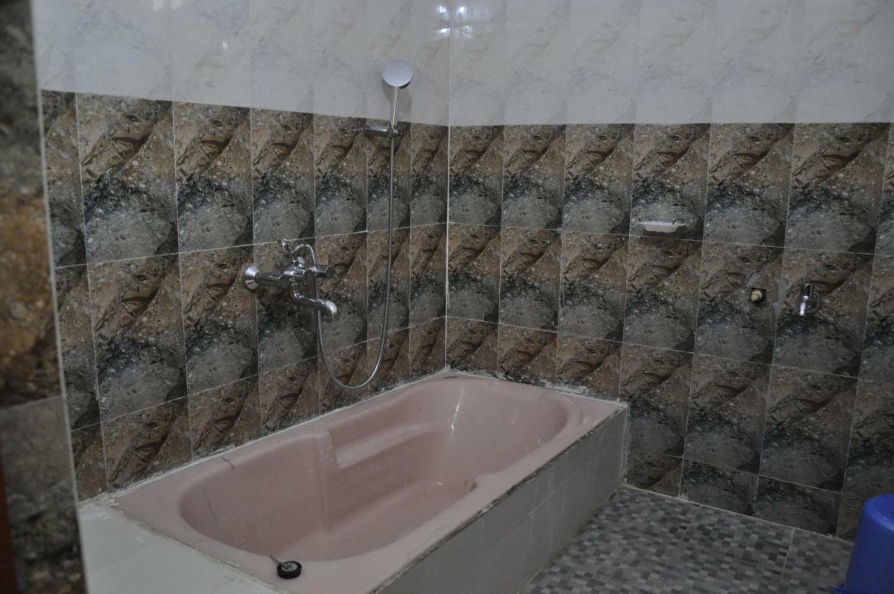 C.M. Hotel Pennagaram Zewnętrze zdjęcie